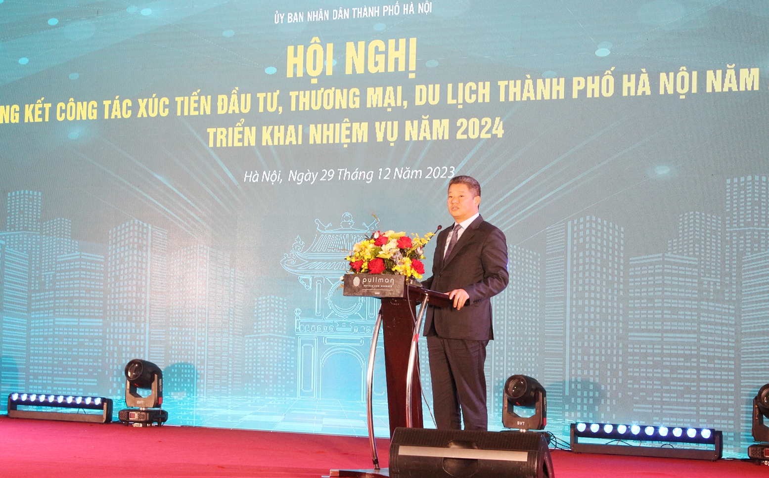  Phó Chủ tịch UBND TP. Hà Nội Nguyễn Mạnh Quyền phát biểu tại Hội nghị